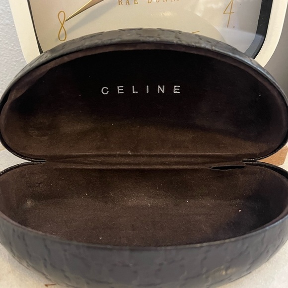 Women’s Celine designer sunglasses with case - Picture 4 of 7